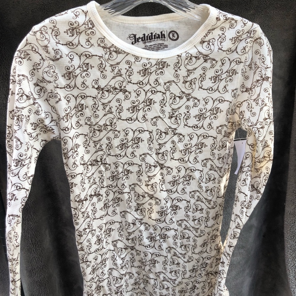 Women’s long sleeve
